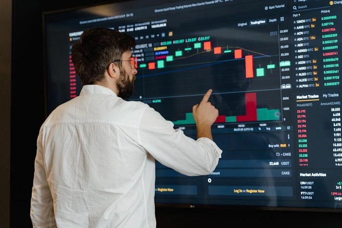 December 30: Bitcoin Stable Around $93,000, ENA Becomes Top Gainer