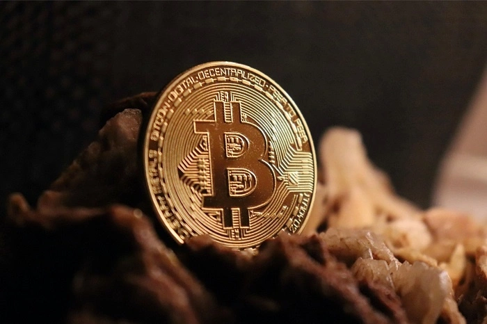 microstrategy-s-bitcoin-strategy-produces-1-8b-for-investors