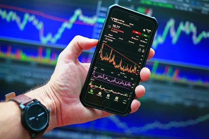 The Cryptocurrency Market Suffers From The Fed's Hawkish Move To Lower Interest Rates
