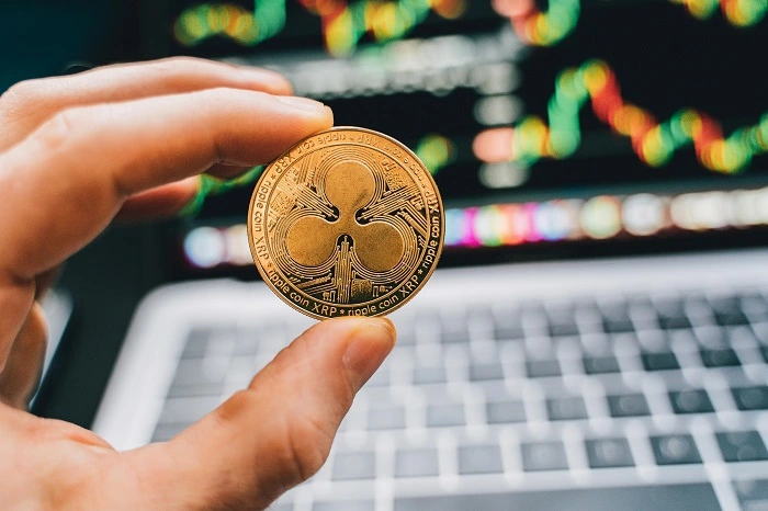 XRP Price may Drop to $1 Like in 2018 – Bollinger Band Signal